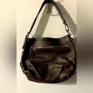 💕Sale💕COACH Vintage,SOHO PEBBLE Classic Hobo Bag. Dark Brown. Great condition. 🌺